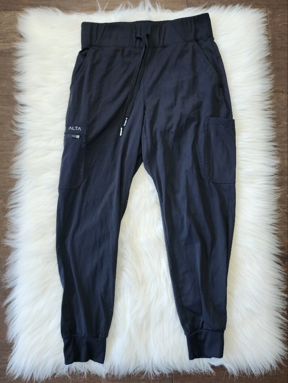 ALTA Black Cargo Jogger Scrub Pants Petite Medium PM Utility Athleisure